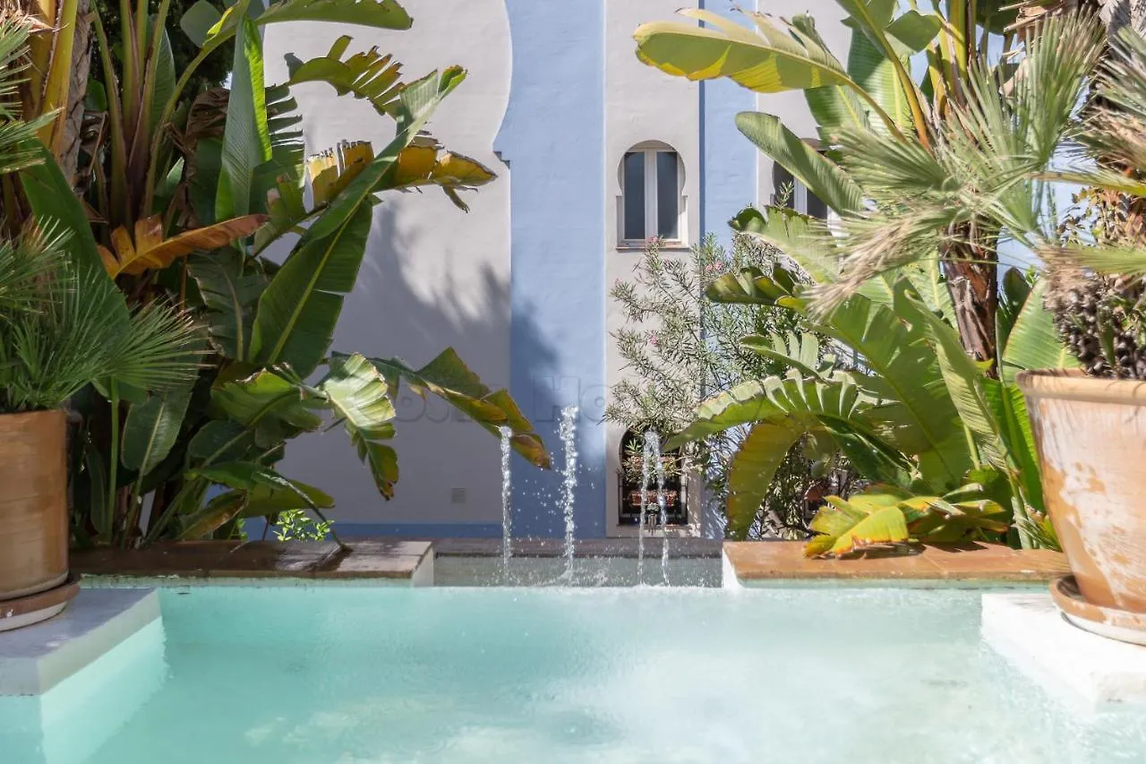 La Perla 1501 Apartment Casares