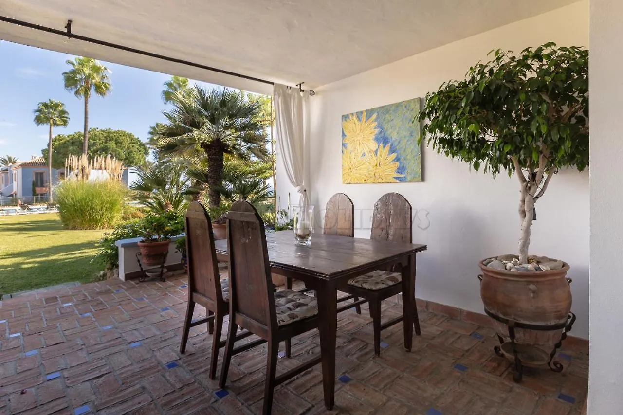 La Perla 1501 Apartment Casares