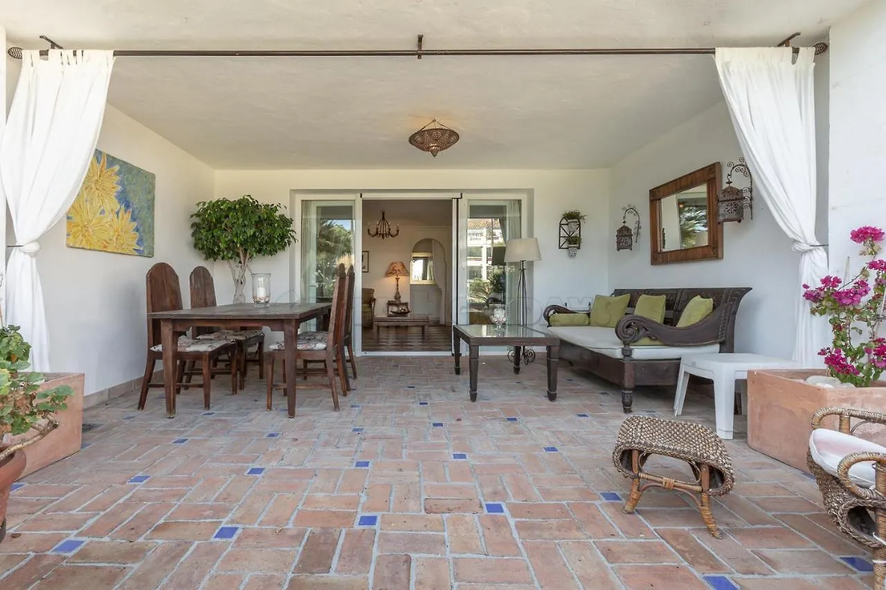 La Perla 1501 Apartment Casares